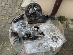 Kompletní sada Shimano 105