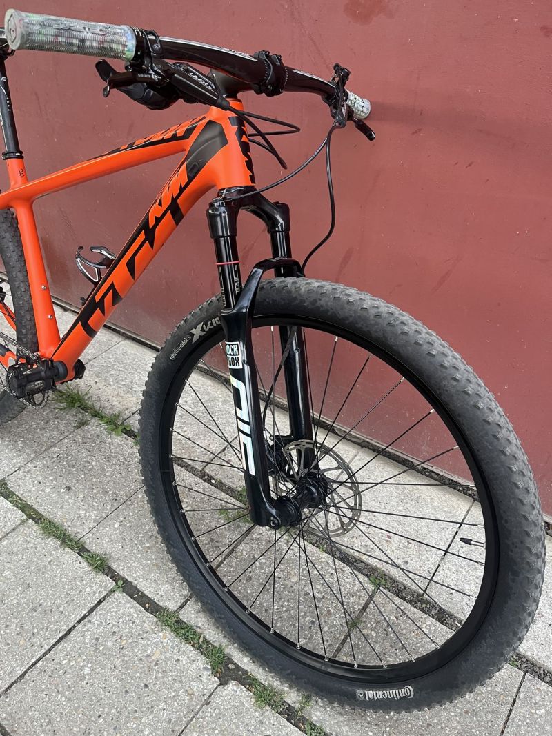 KTM karbonové kolo 
