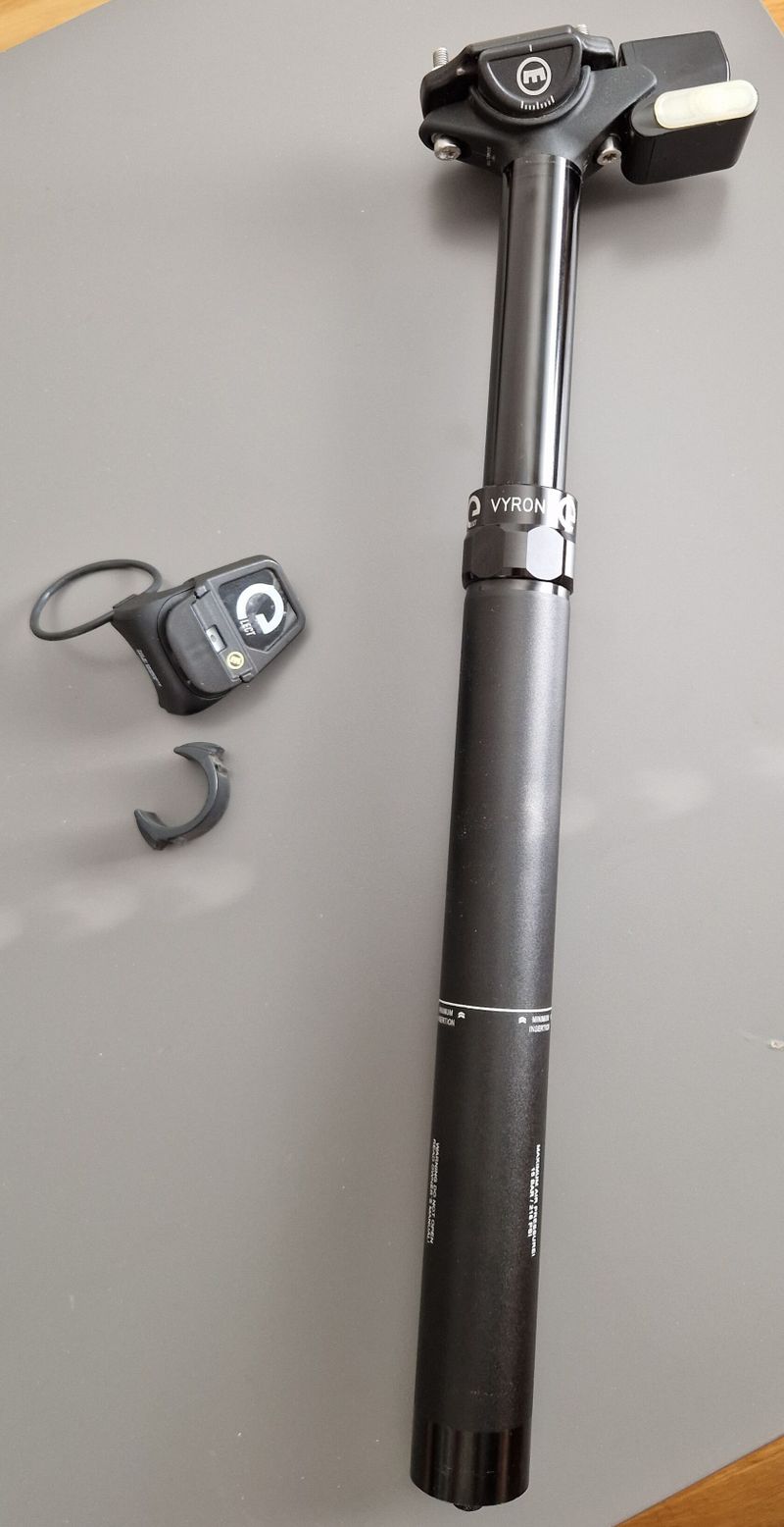 Magura Vyron V2 31,6 100 mm Elektronická teleskopická sedlovka