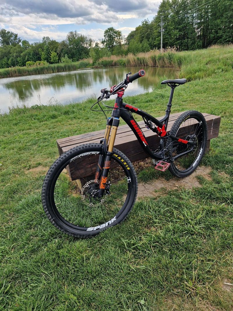 Author Patriot Evo 27,5" 160/160, VELIKOST: M FOX 36 KASHIMA, RS MONARCH RL, SRAM GUIDE RS,