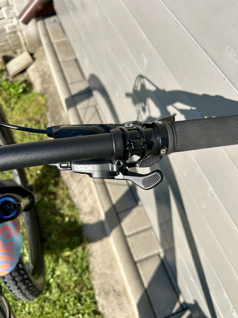 TREK Rail 7 Deore/XT Gen 3 Dark Prismatic