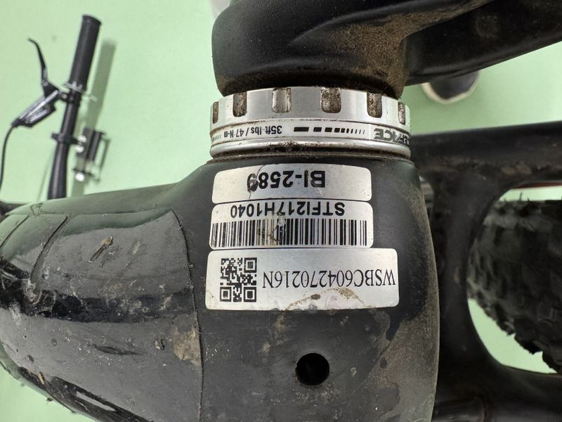 Prodám celoodpružené karbonové XC kolo Specialized Epic (vel. M) – SRAM GX, RaceFace, 11sp