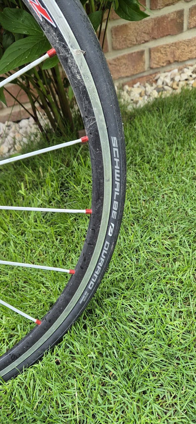 Závodní koloběžka KOSTKA RACER - hliníkový rám, kola Remerx 27/20"