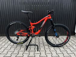 Giant Trance 