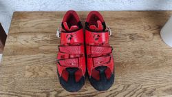 MTB tretry Bontrager vel. 40