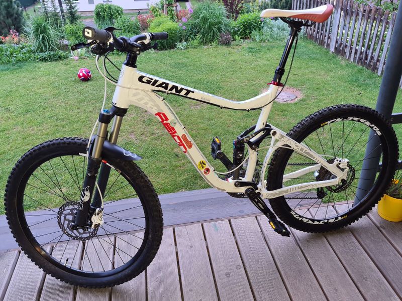 Giant Reign 2 2011