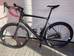 Elegantní Specialized Diverge X1 karbon se sadou GRX GX810 1x11 40 zubů !!!