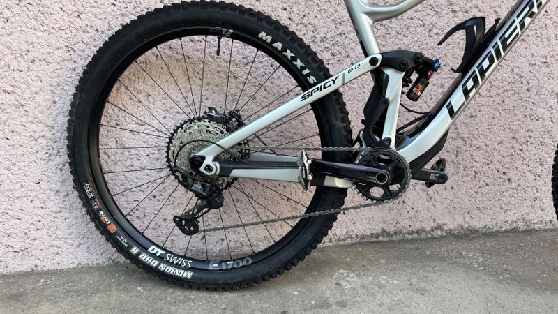 Enduro Lapierre Spicy CF 8.0
