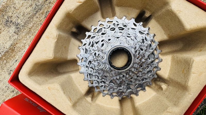 Kazeta sram rival 