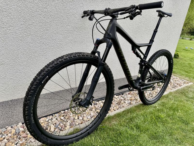 Specialized Epic Evo carbon XL