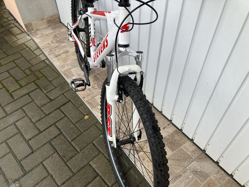 STEVENS PRO JUNIORY
