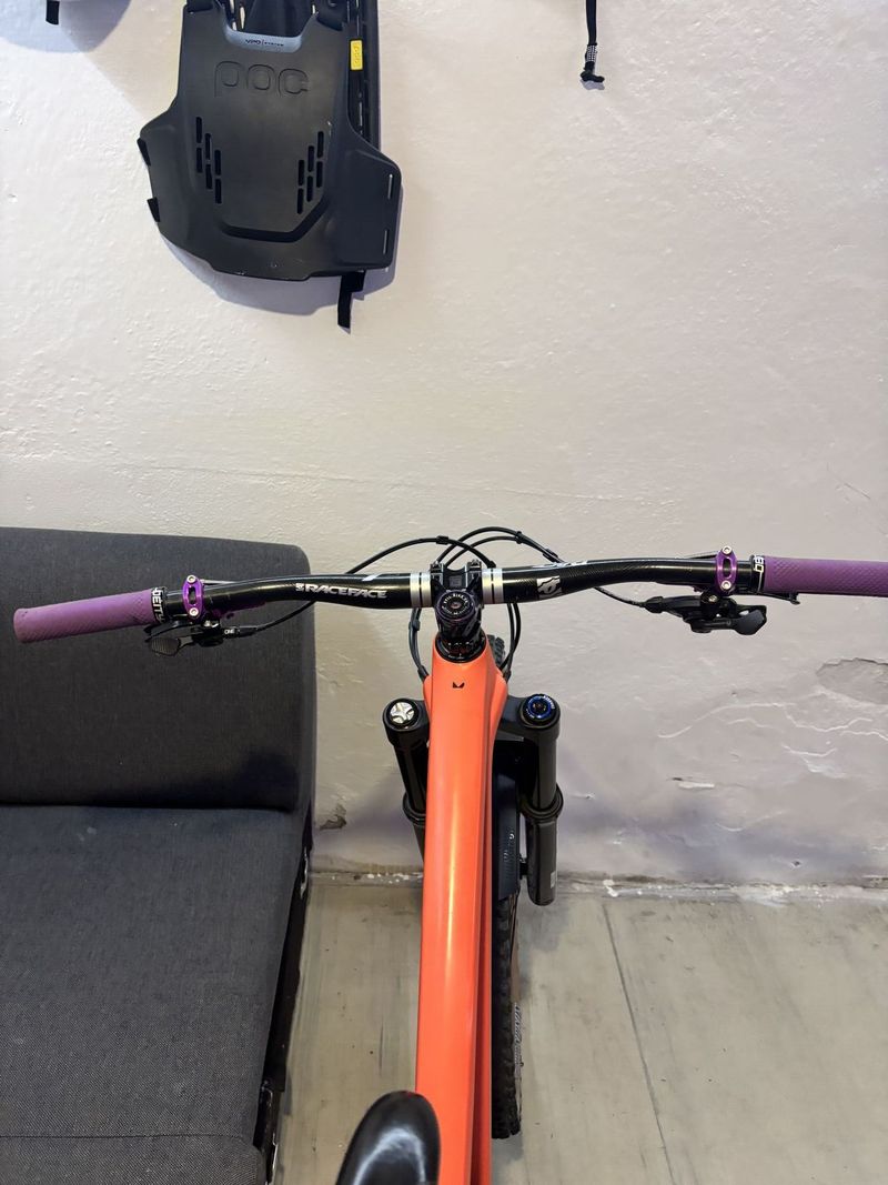 Prodám enduro kolo Evil Wreckoning v top stavu