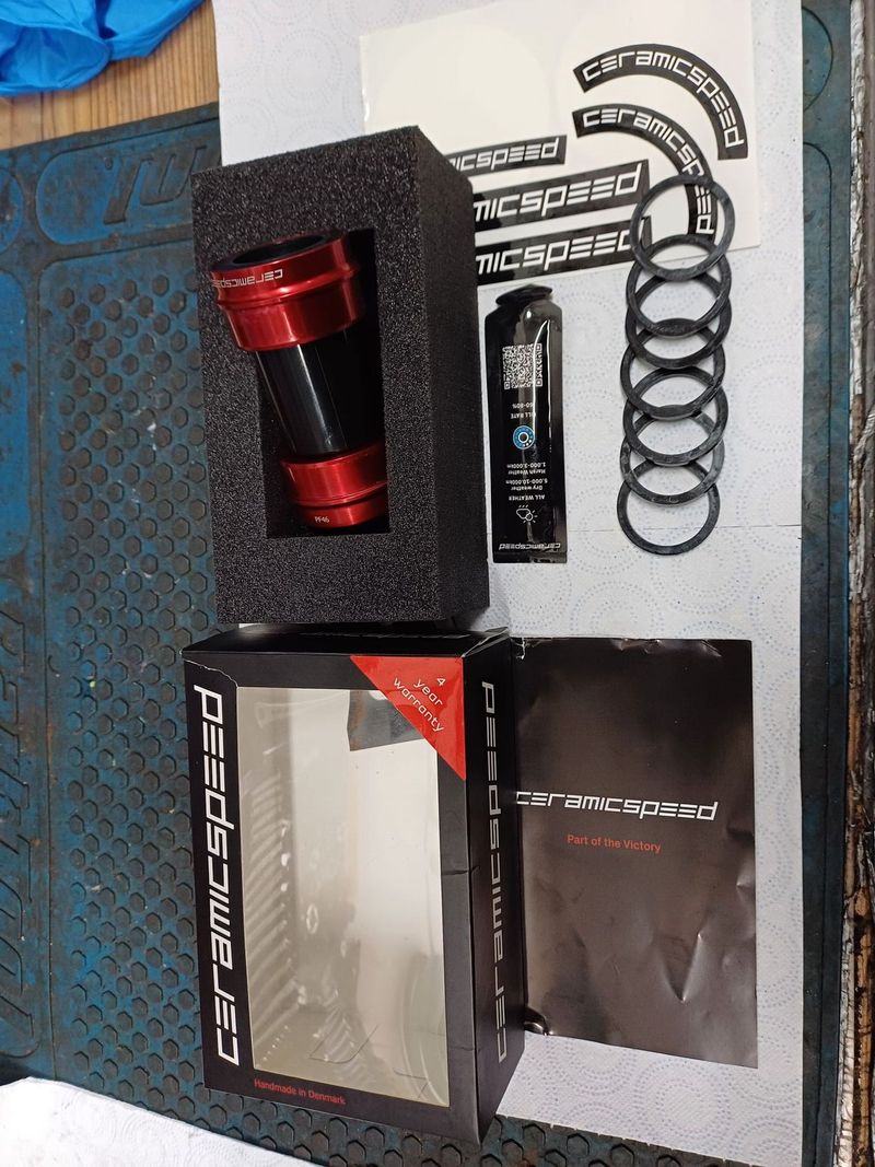 Střed Ceramicspeed PF30 pro DUB 
