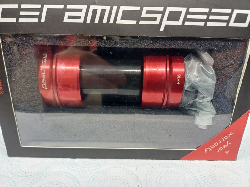 Střed Ceramicspeed PF30 pro DUB 