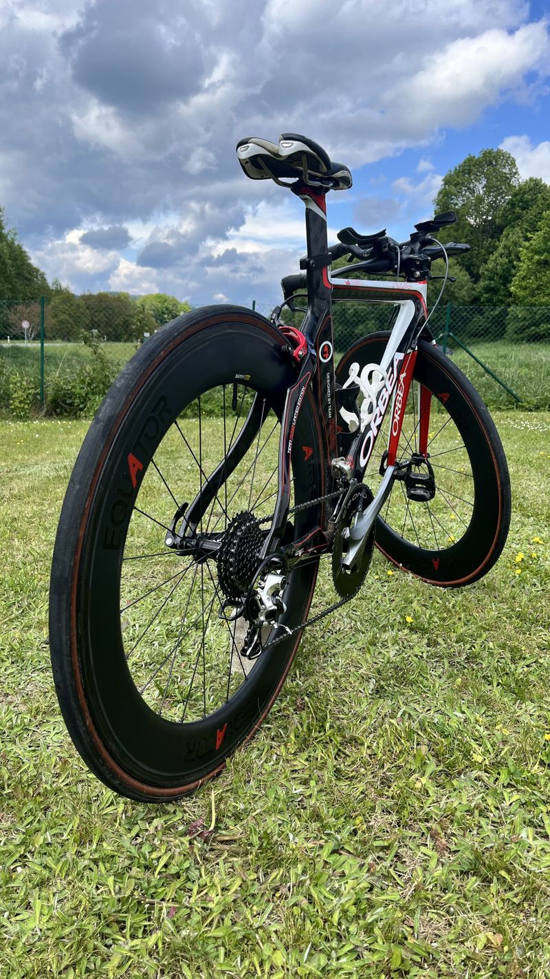 Karbonové triatlonové kolo - časovkářský speciál Orbea 