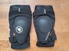 ZÁNOVNÍ Endura MT500 Hard Shell chrániče kolen