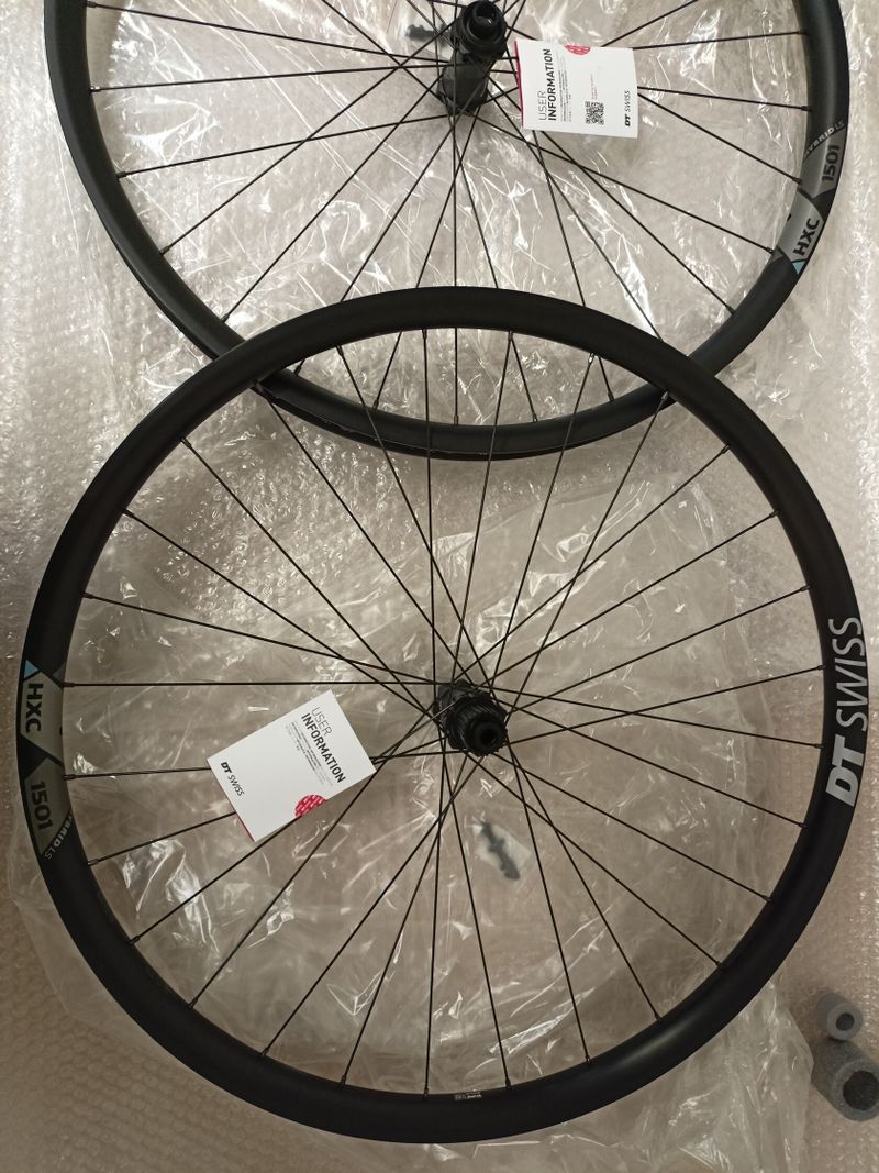 Karbonové výplety DT Swiss HXC 1501 LS 29"