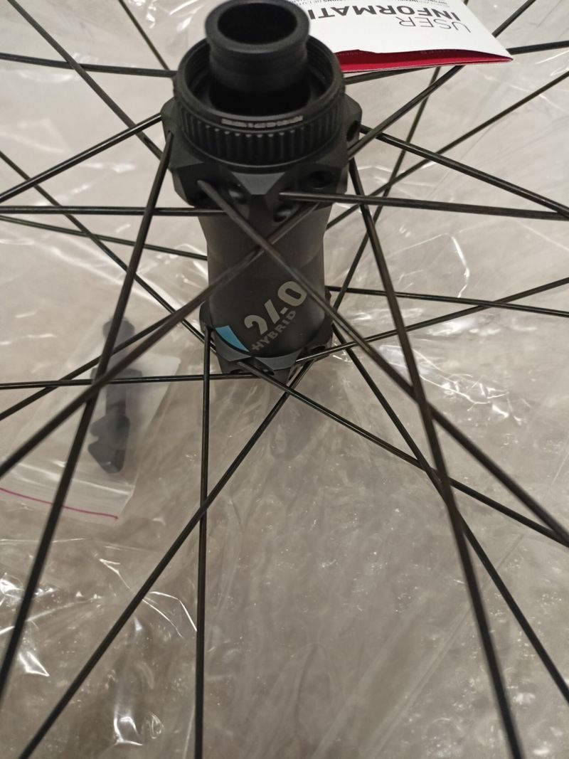 Karbonové výplety DT Swiss HXC 1501 LS 29"