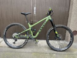 Pivot Switchblade