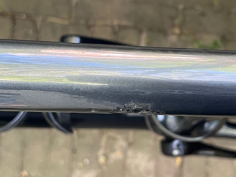 Karbonové kolo Giant TCR Advanced disk 1+PRO compact, 2x11s Ultegra, vel.L, škrábanec - horni trubka