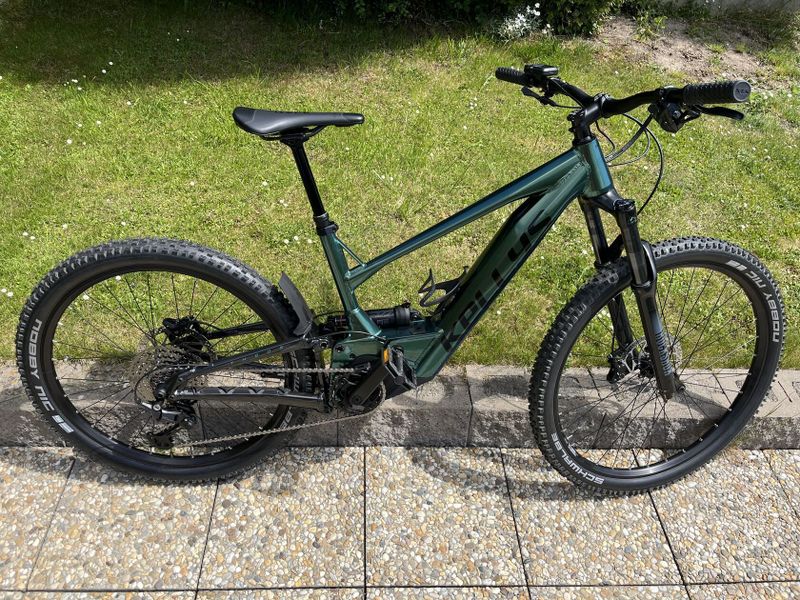 Kellys Theos R30 P 725Wh