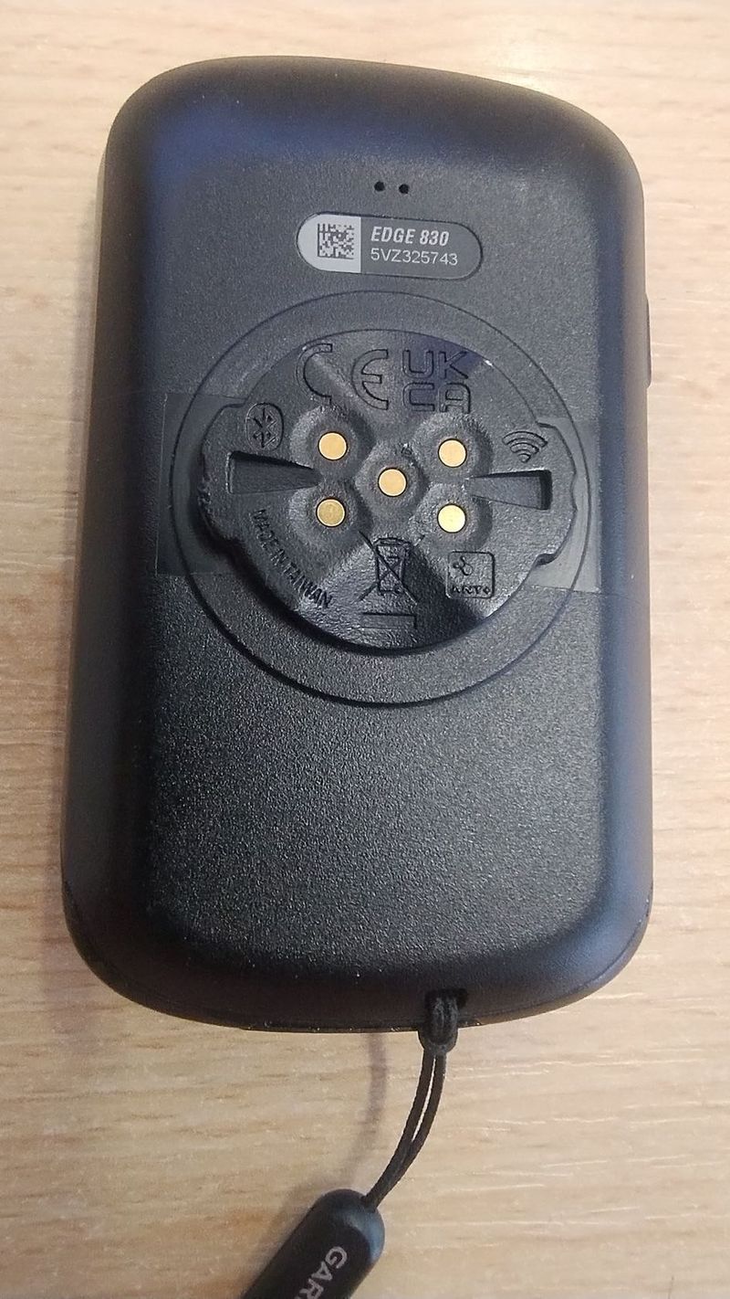 Garmin Edge 830 krásný stav i aku