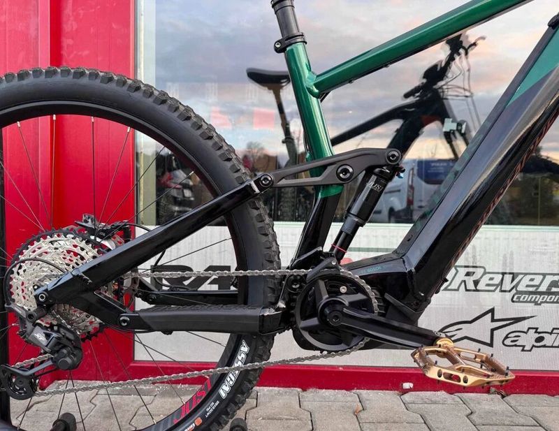 🔥 SLEVA 70.000 Kč -38% 🔥 MOUSTACHE Samedi 29 Trail 9 750 Green - L, Bosch, FOX Kashima