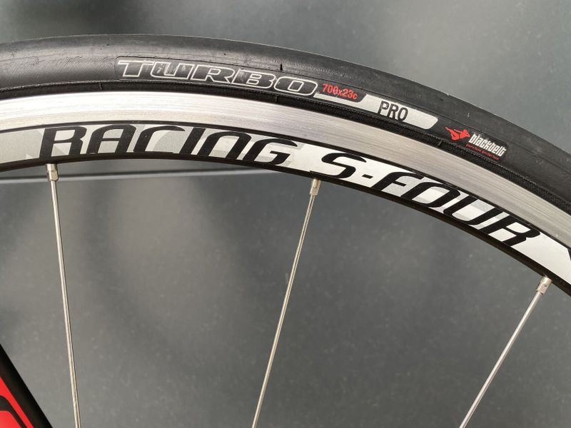 Specialized Amira
