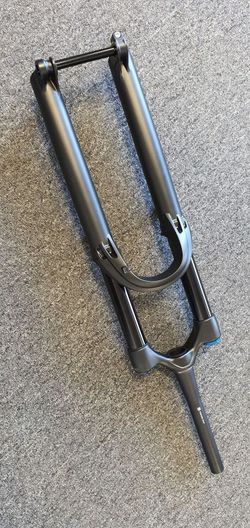 FOX 38 FLOAT 29 170 mm GRIP 2