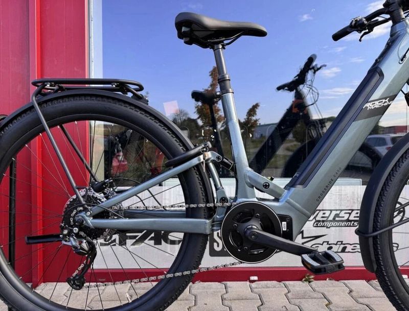 🔥🔥 SLEVA 21.000 Kč -24% 🔥🔥 Rock Machine Crossride e450 FS Touring Gloss Grey/Black 