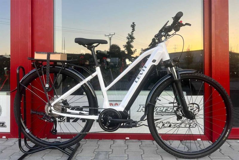  🔥🔥 SLEVA 26.000 Kč -46 % 🔥🔥 LEVIT MUSCA MX 468 mid white pearl - M středový motor