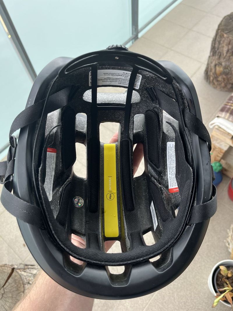 Helma POC Ventral MIPS vel. M