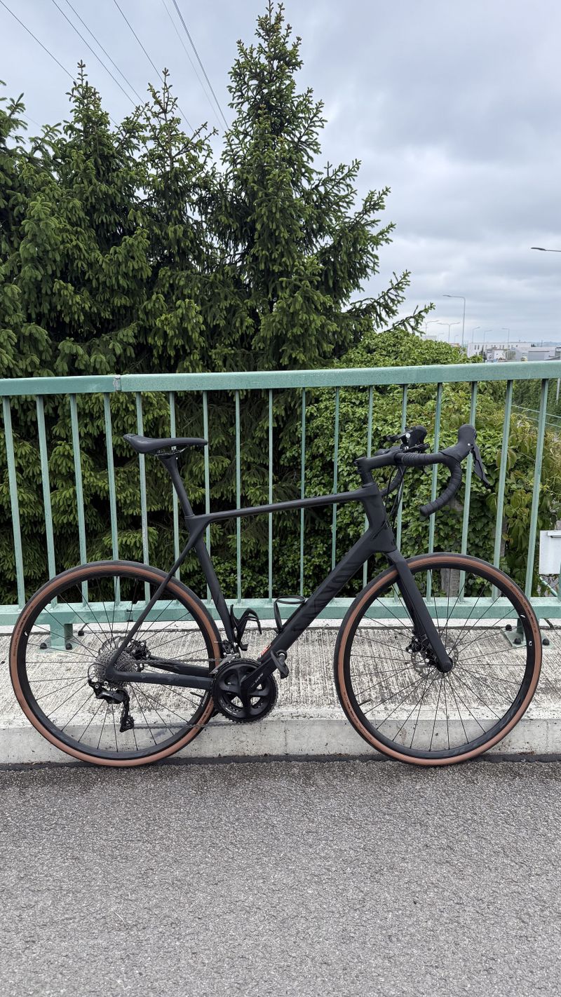 Prodám silniční kolo CANYON Endurace CF7