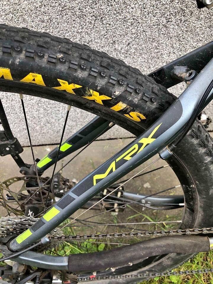 Horské kolo, MRX alu rám 29", špičková výbava Shimano XT