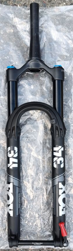 NOVÁ VIDLICE – FOX FIT4 PERFORMANCE ELITE 34, 29“, 140mm, 3-Pos, neježděná, sundaná z kola