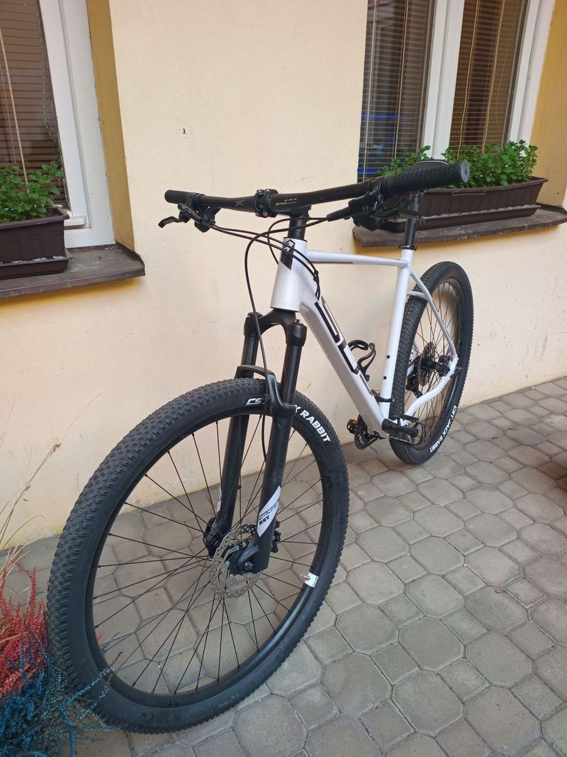 Superior XC 879