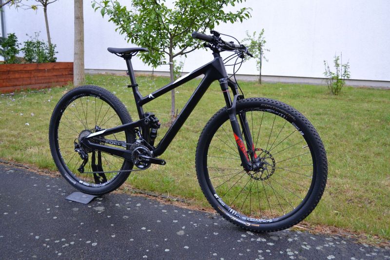 Focus O1E Pro Carbon (M)