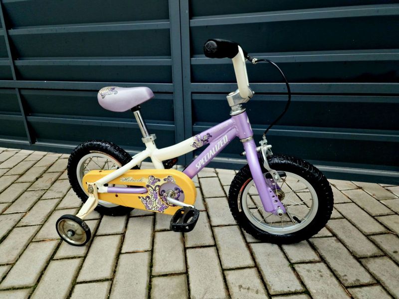 (17)Dětské hliníkové kolo Specialized 12"