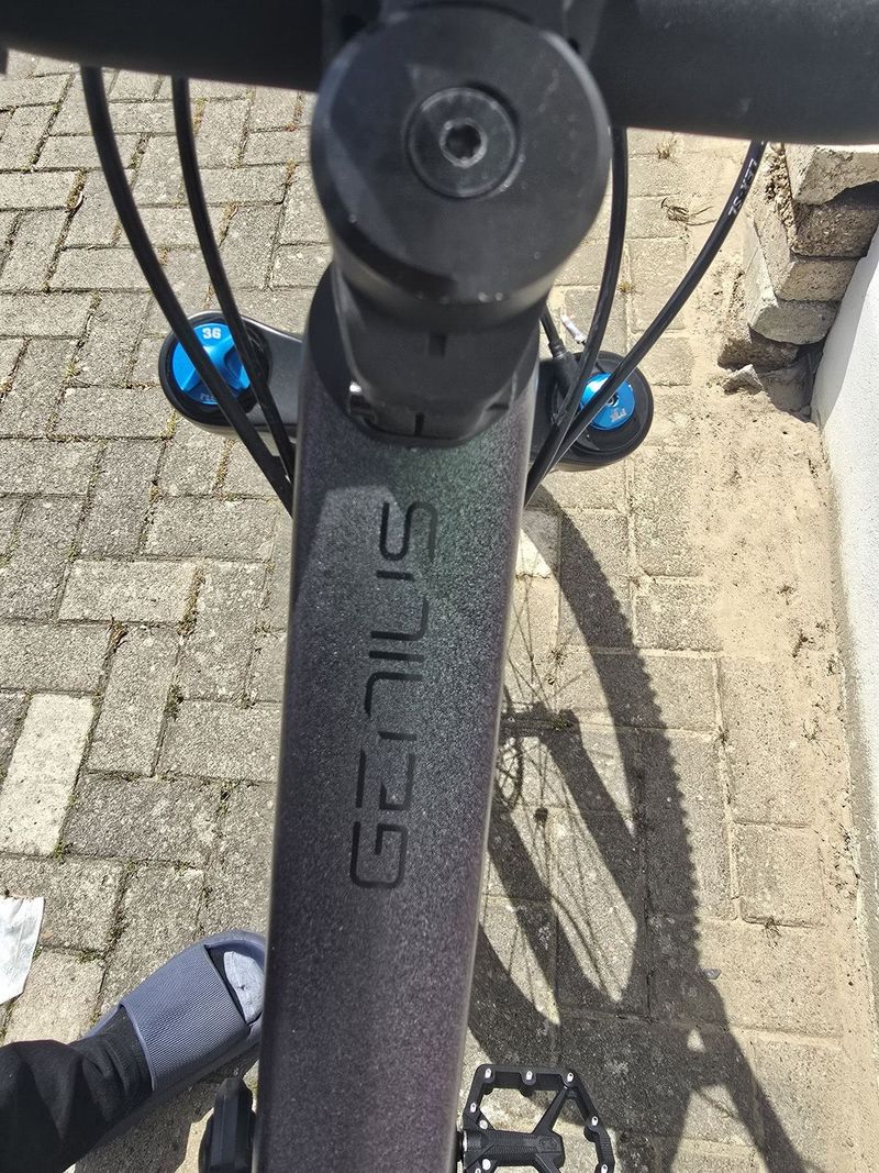 Scott Genius 930 - 2022 TOP stav
