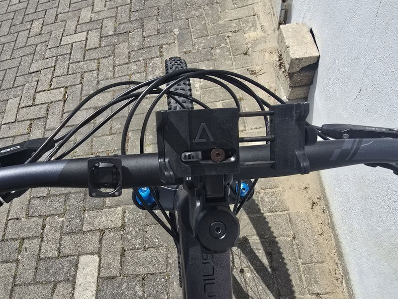 Scott Genius 930 - 2022 TOP stav