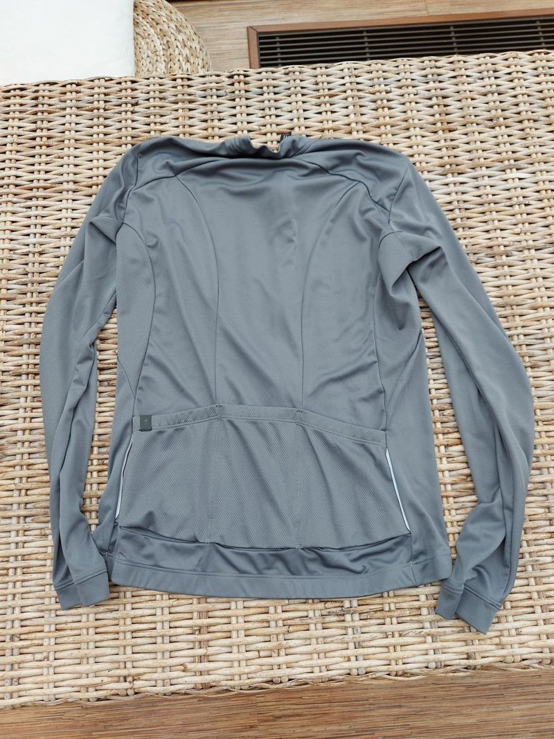 Cyklistické oblečení Specialized , Gore a Adidas