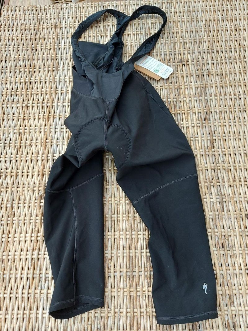 Cyklistické oblečení Specialized , Gore a Adidas