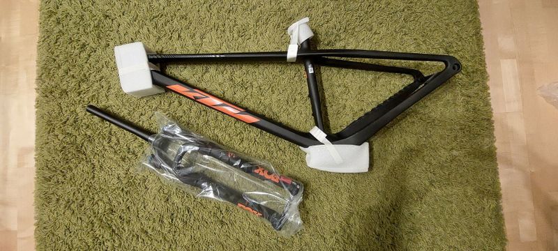 Rámový set KTM Myroon Master 100 mm
