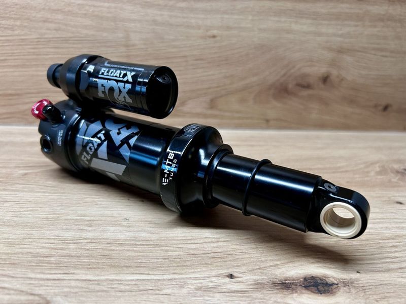Tlumič Fox Float X, 205x65mm Trunnion
