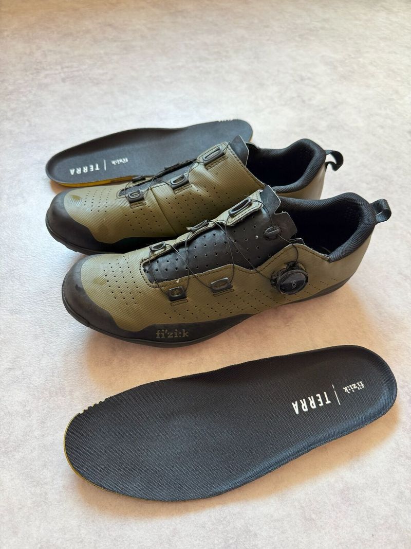 Fizik tretry Tarra Atlas army 44