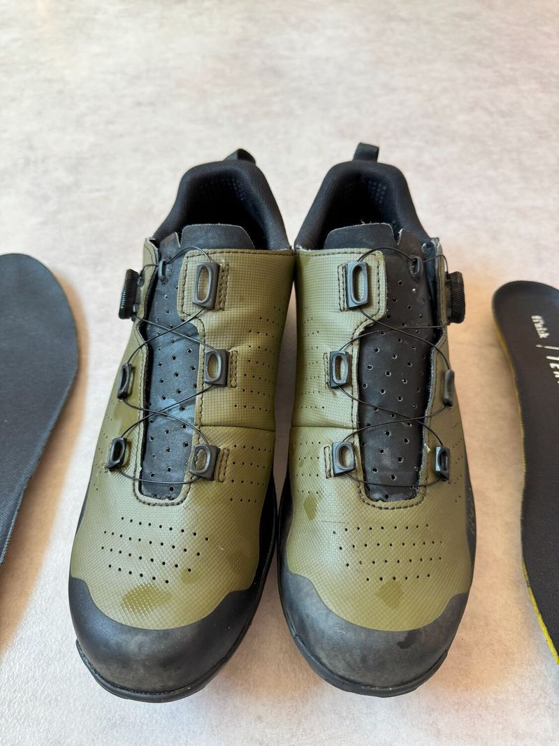 Fizik tretry Tarra Atlas army 44
