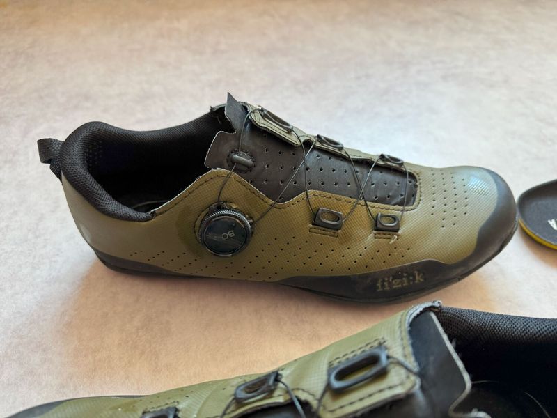 Fizik tretry Tarra Atlas army 44