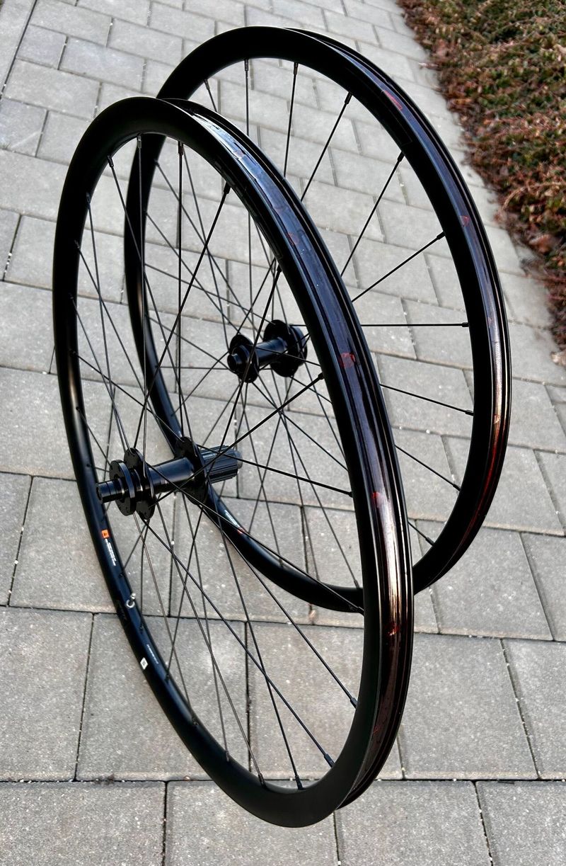 Kola Giant PR2 700c 622*22
