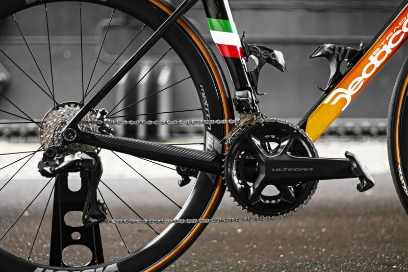 Dedacciai Scuro 25, Shimano Ultegra Di2 2x12, Vision Metron Carbon