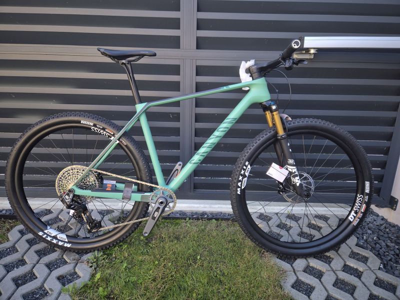 Canyon Exceed CF,velikost L
